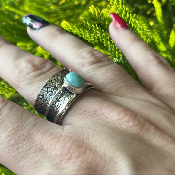 Larimar Spinner Ring - Picture 7 of 7